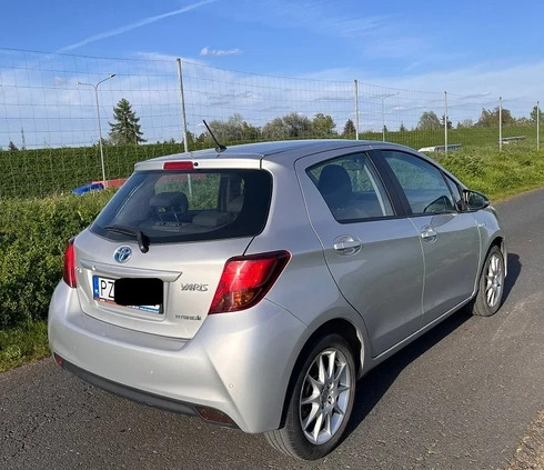 Toyota Yaris cena 49700 przebieg: 81690, rok produkcji 2016 z Mosina małe 56